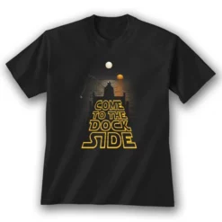 Earth Sun Moon Trading Men's Come To The Dock Side Short-Sleeve T-Shirt