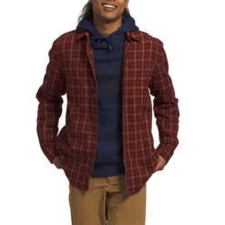 The North Face Men's Arroyo Lightweight Flannel Long-Sleeve Shirt -Garmentra Sales Store NF0A5A8U OMN hero