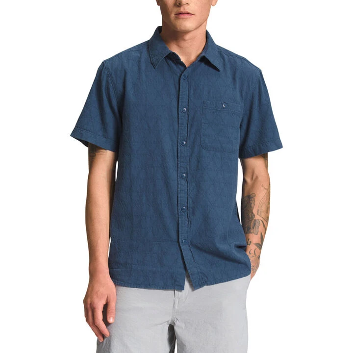 The North Face Men's Loghill Jacquard Short-Sleeve Shirt 2 The North Face Men's Loghill Jacquard Short-Sleeve Shirt - Image 2